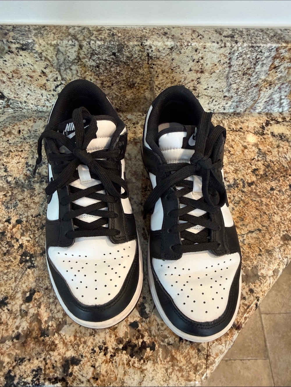 Nike women’s dunk Black and White Low-Top Sneakers - Classic Contrast